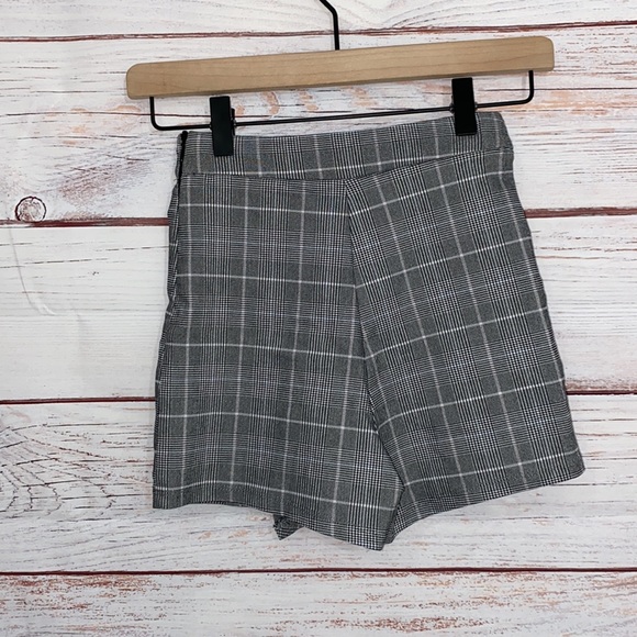 Garage Regina Plaid Skort - Picture 7 of 7